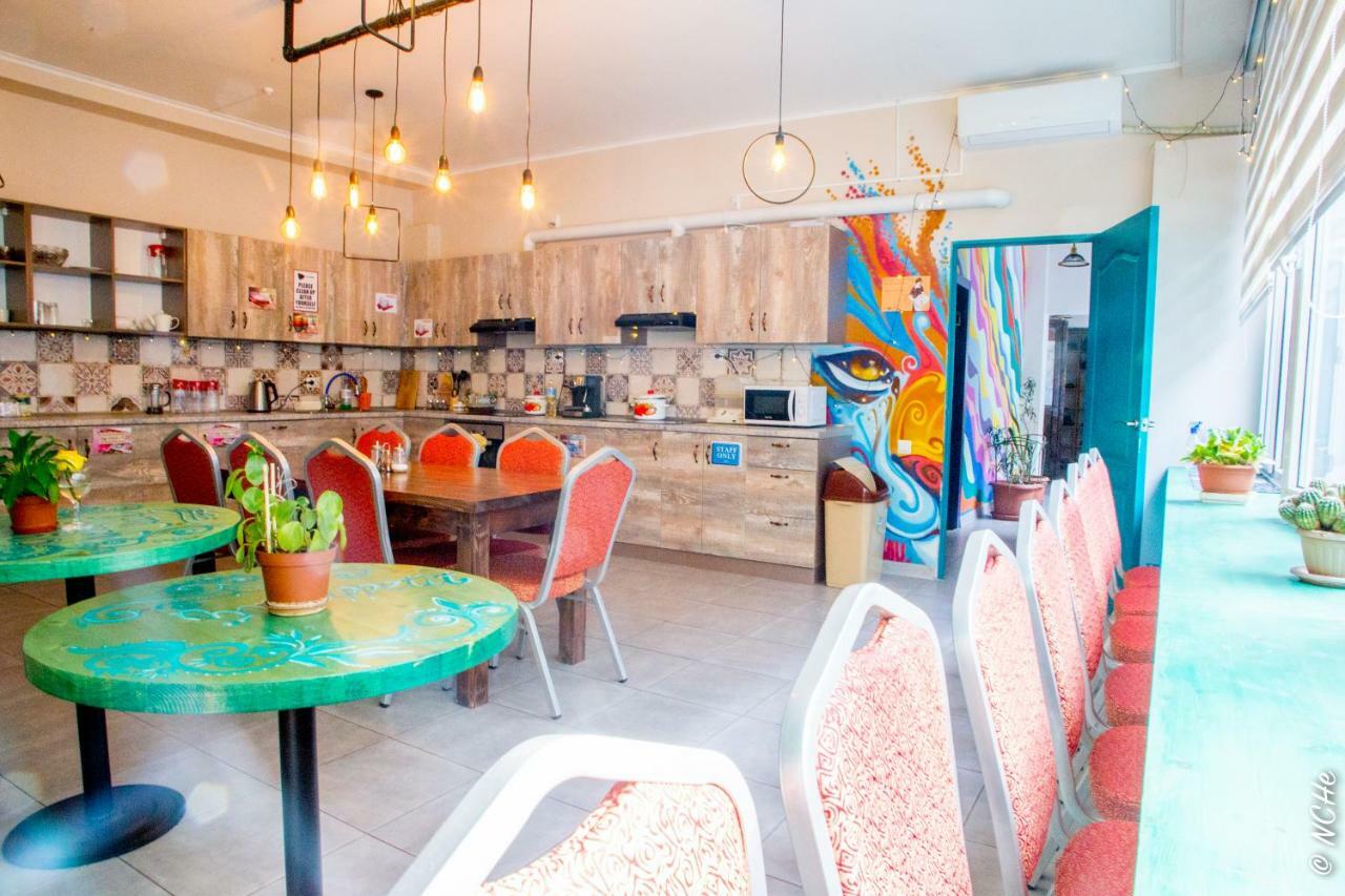 West Point Soul Hostel Алмати Екстер'єр фото